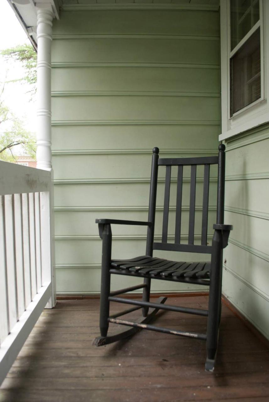 Colonial Capital Bed & Breakfast