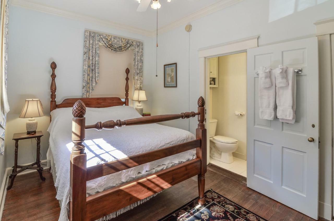 Bed & Breakfast Cedars Of Williamsburg