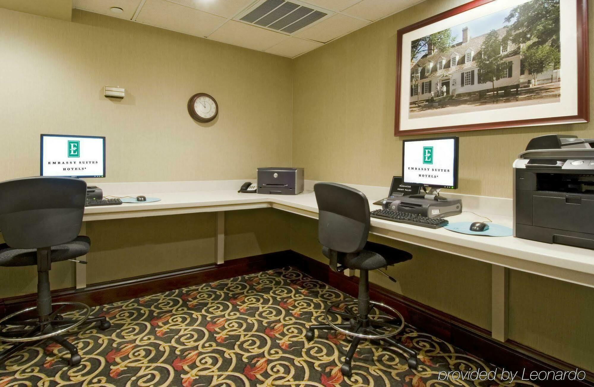 Hotel Embassy