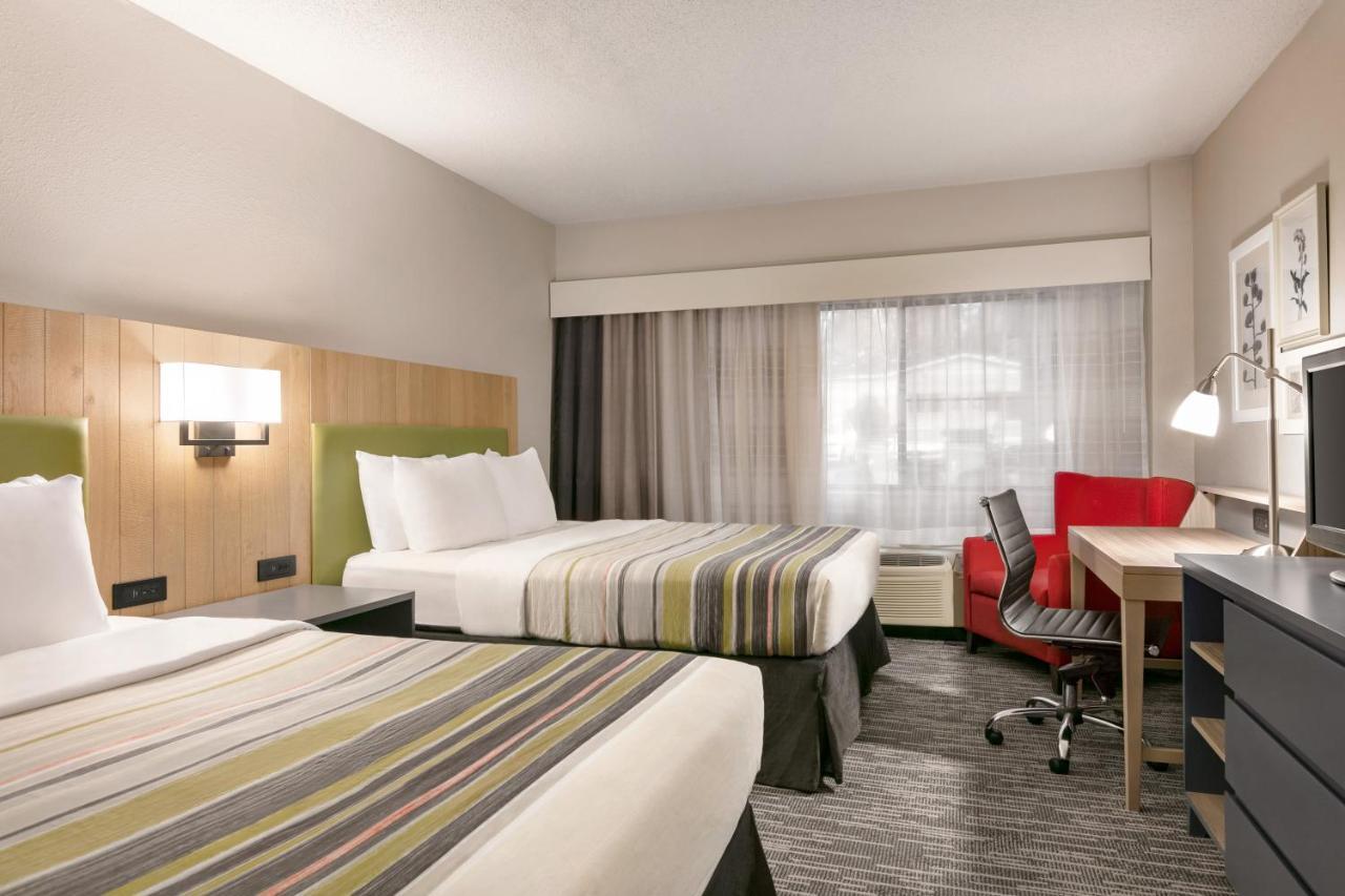 Country & By Radisson, East Busch Gardens , Va Hotel