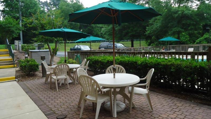 Country & By Radisson, East Busch Gardens , Va Hotel 3*