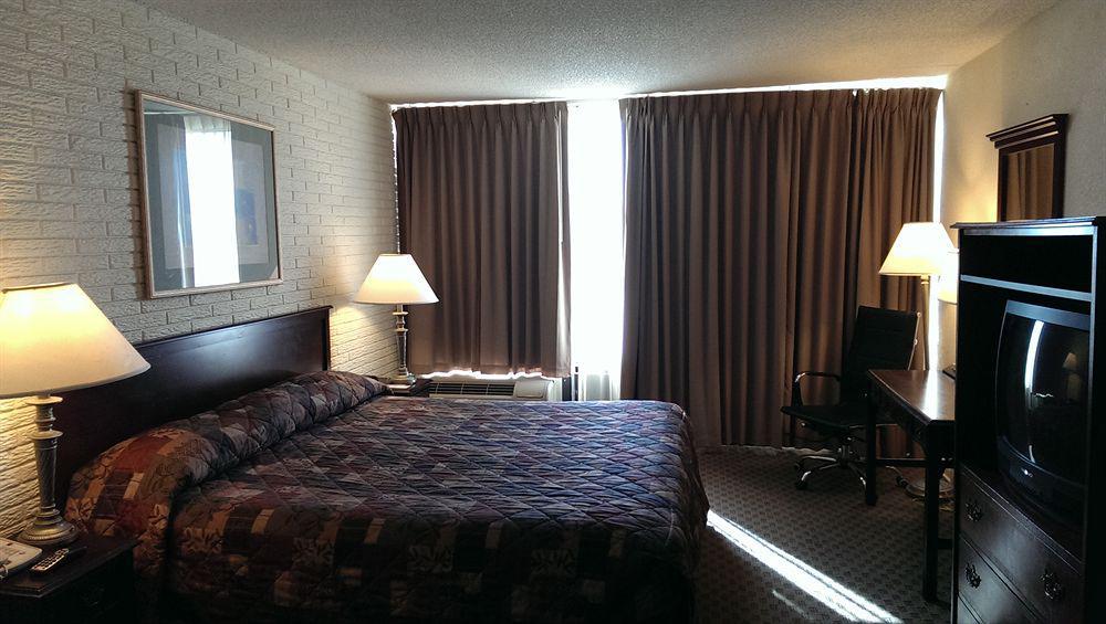 Howard Johnson By Wyndham 2*