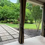 Guesthouse @ Castle By The Park