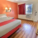 Motel 6 Williamsburg