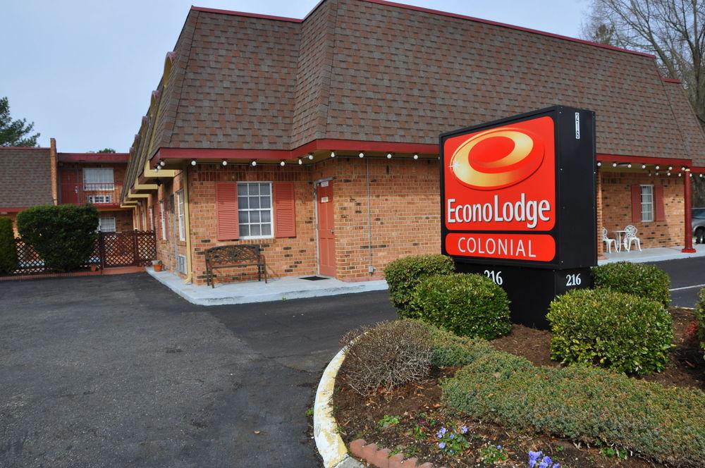 Hotel Econo Colonial