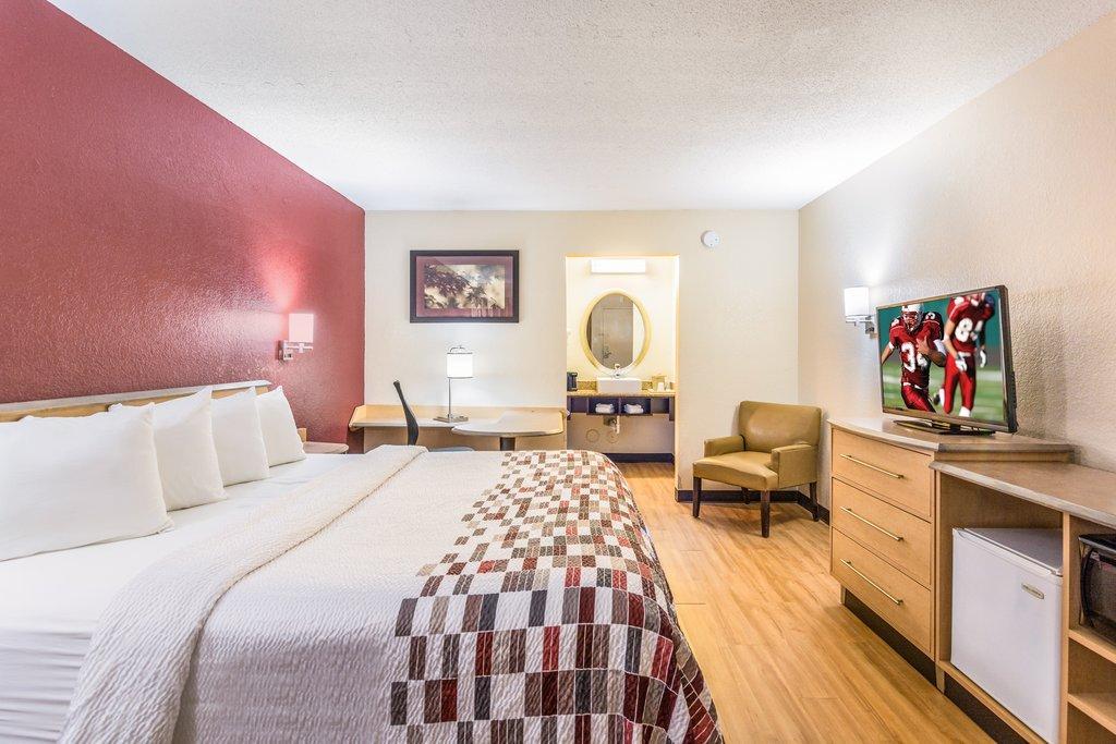 Red Roof Motel 2*