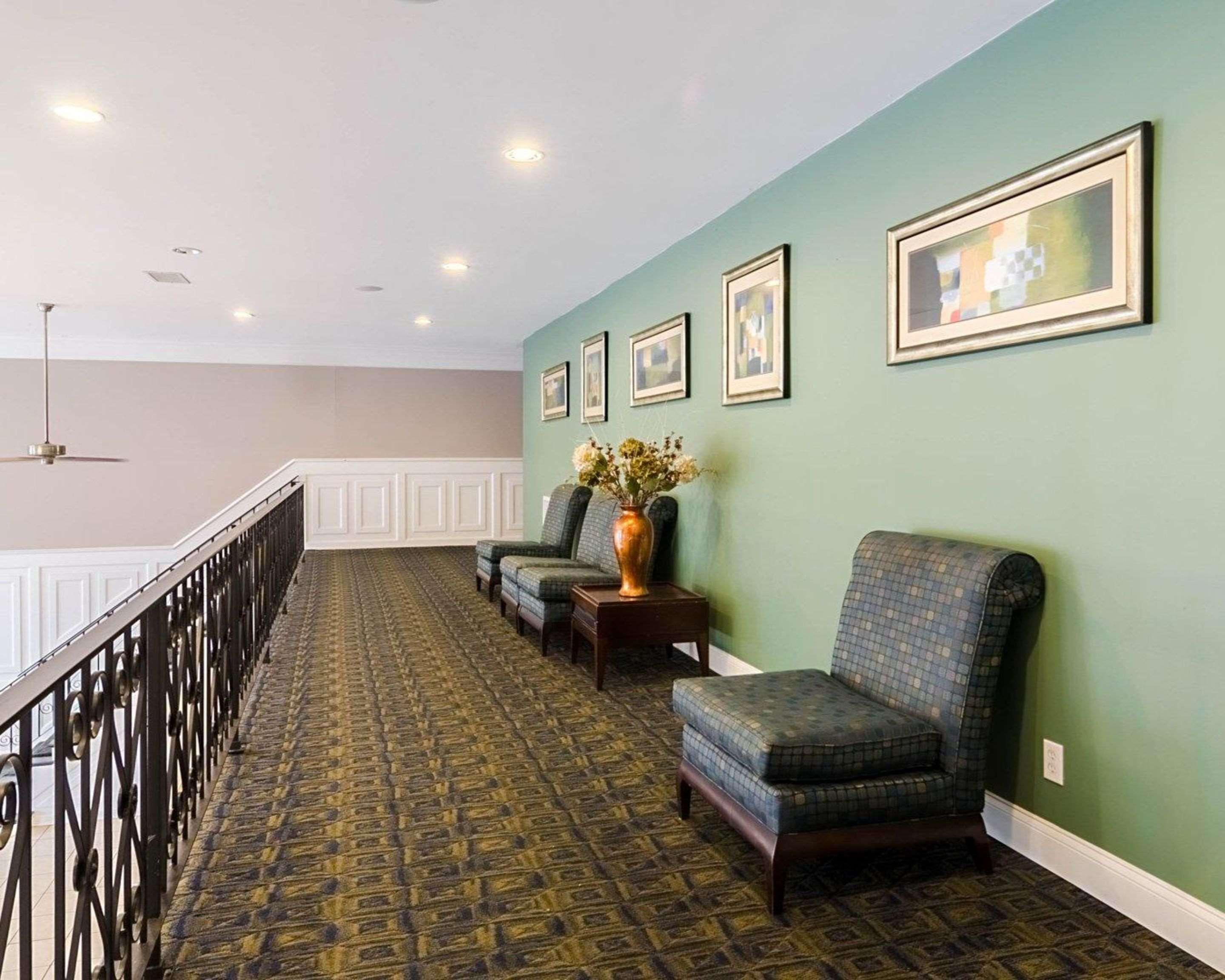 Rodeway & Central Hotel Williamsburg