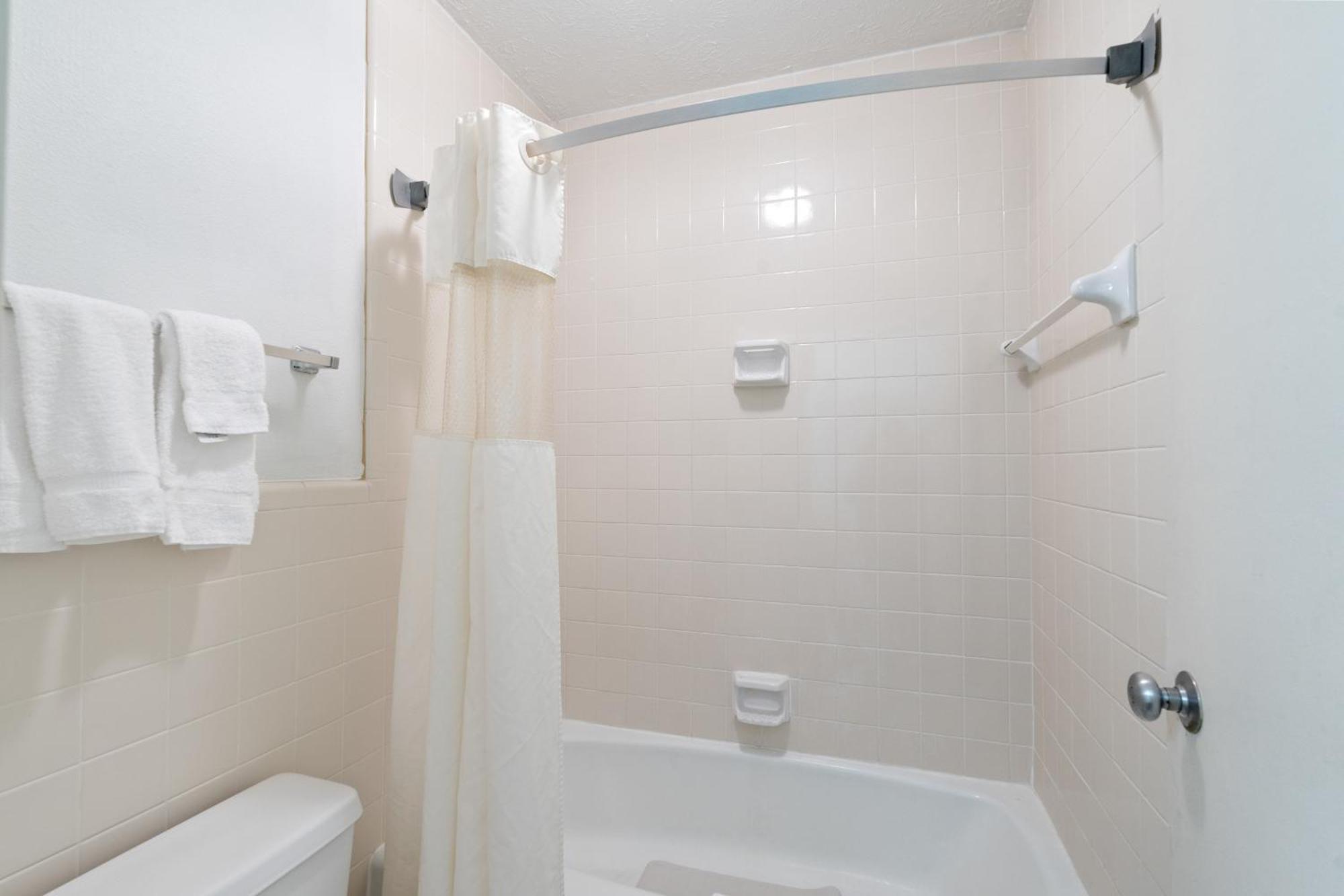Williamsburg Suites * Williamsburg