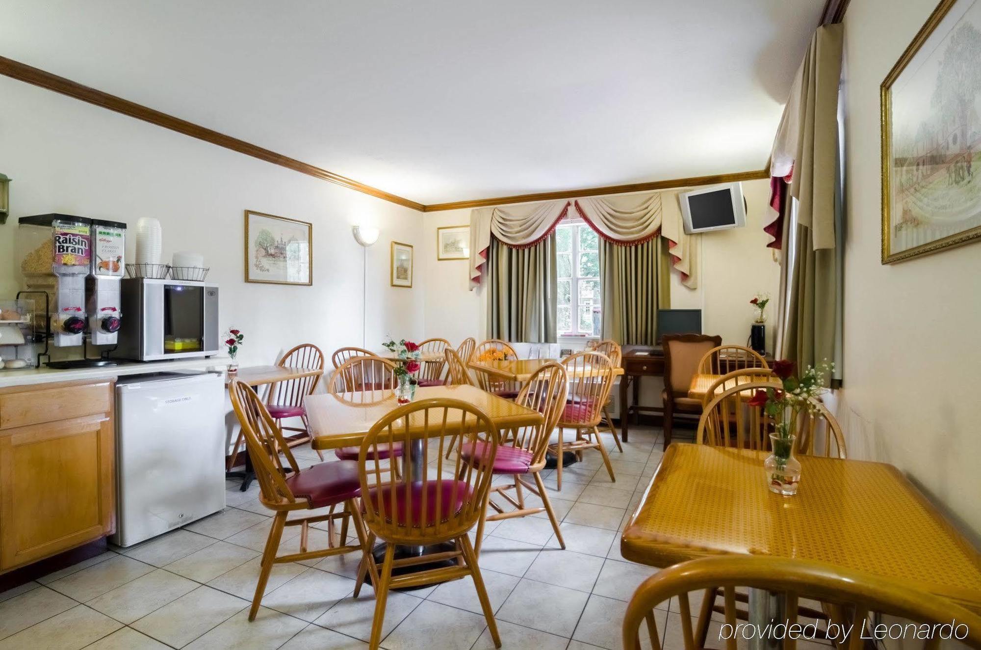 Hotel Econo Colonial