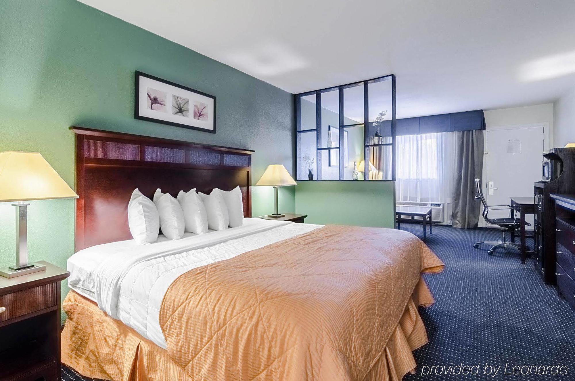 Rodeway & Central Hotel Williamsburg