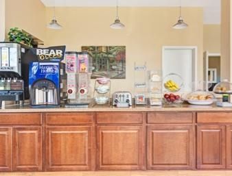 Williamsburg Suites