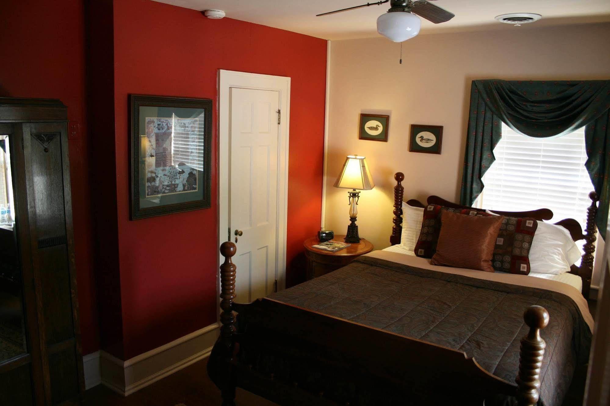 Manor 3*