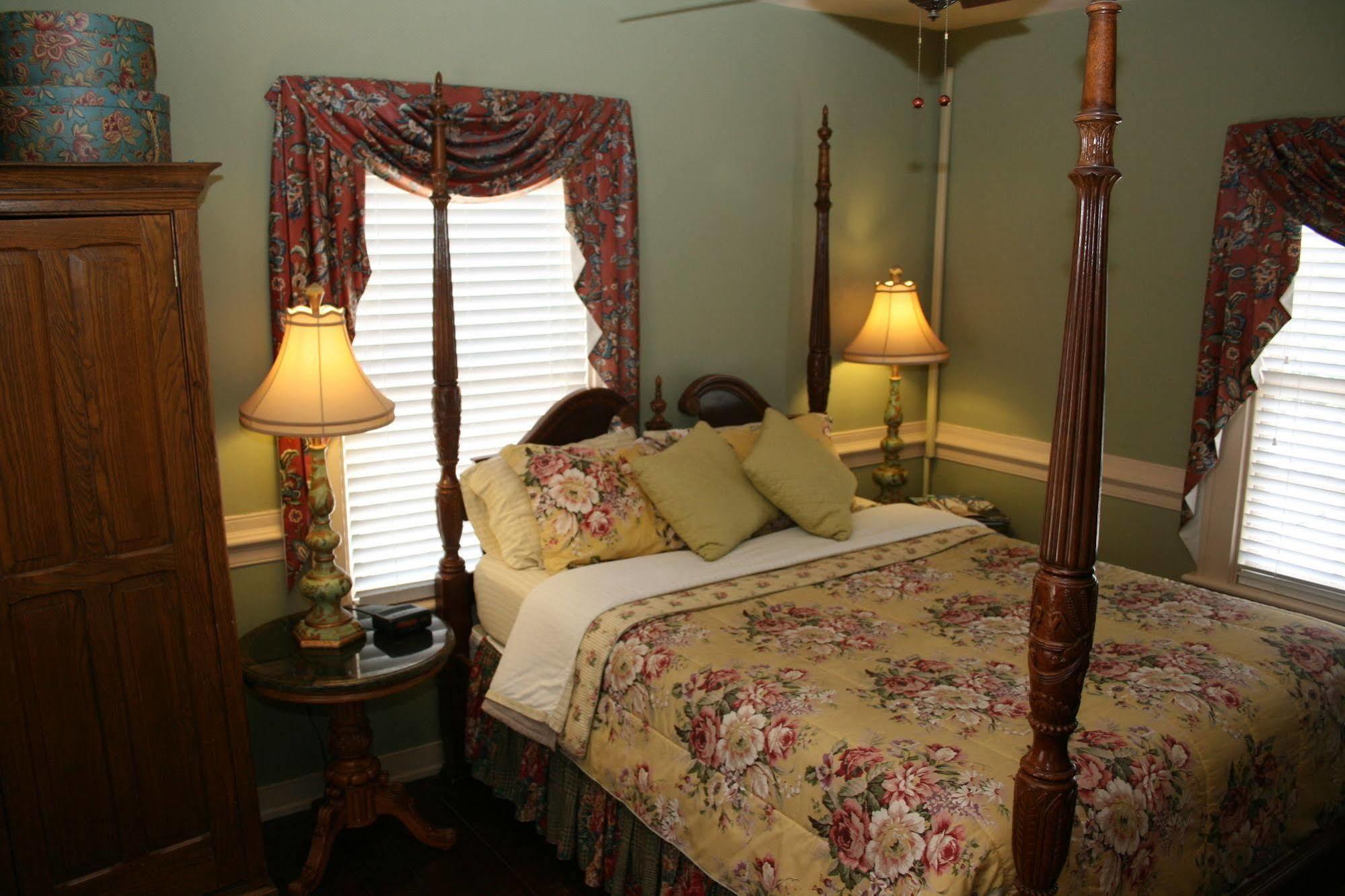 Hotel Manor 3*