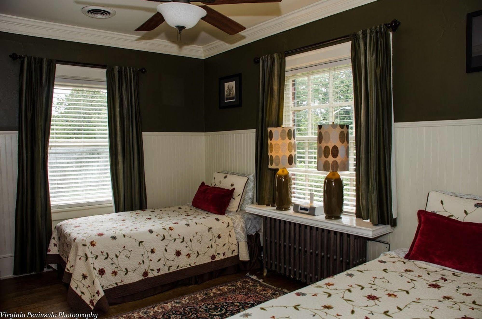 Manor 3* Williamsburg