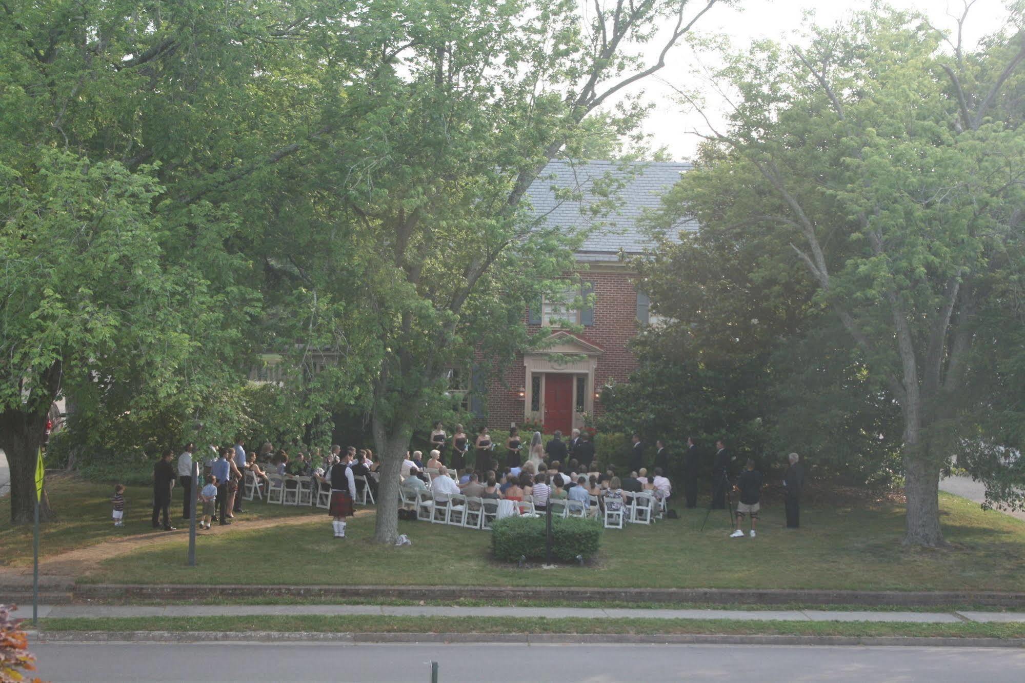 Hotel Manor Williamsburg