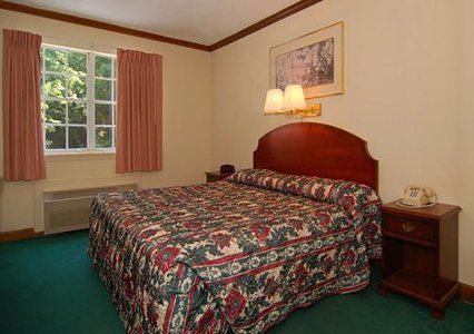Hotel Econo Colonial