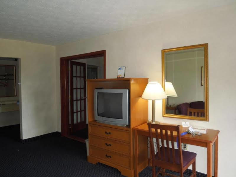 Williamsburg Suites * Williamsburg